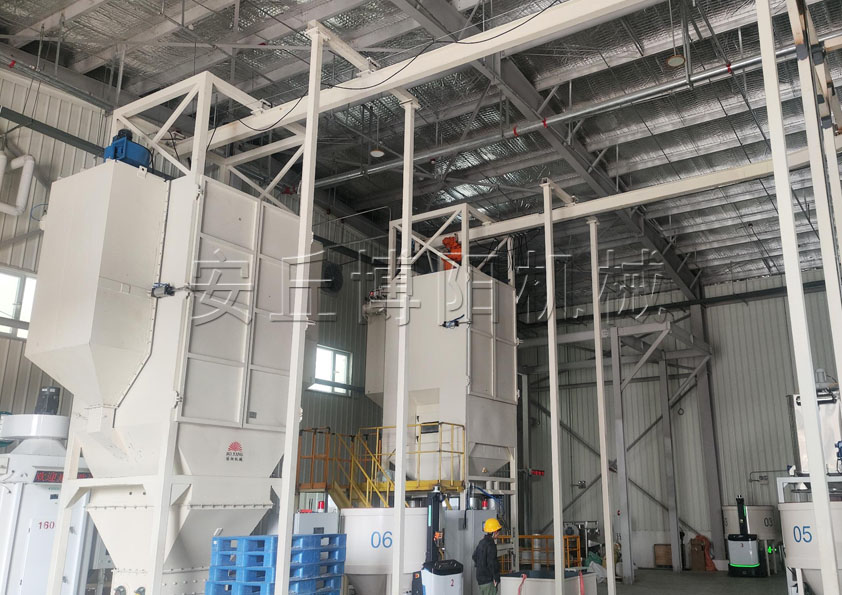 石粉噸袋拆包機(jī)現(xiàn)場  山東密閉式拆包機(jī)優(yōu)勢